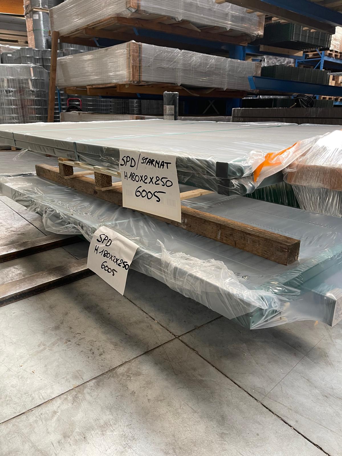 Starmat poort H180X2X250 6005